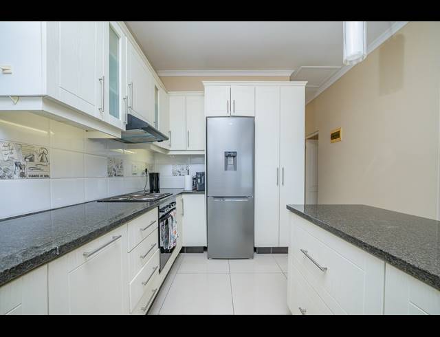 2 BEDROOM FLAT TO LET IN WESTVILLE
